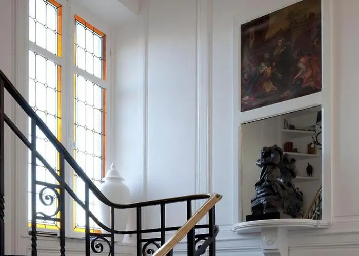 Апартаменты L'hotel Particulier - D'hotes Нанси